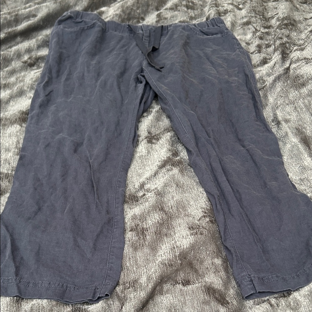 Women’s blue Columbia Capri Pants size L